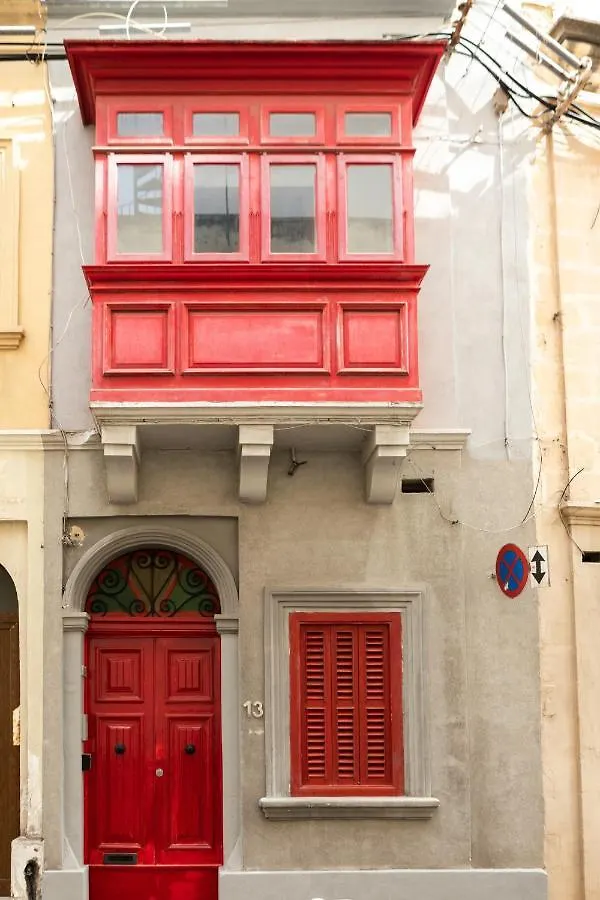 Entire Luxury Sliema Townhouse Steps From Beach Holiday home