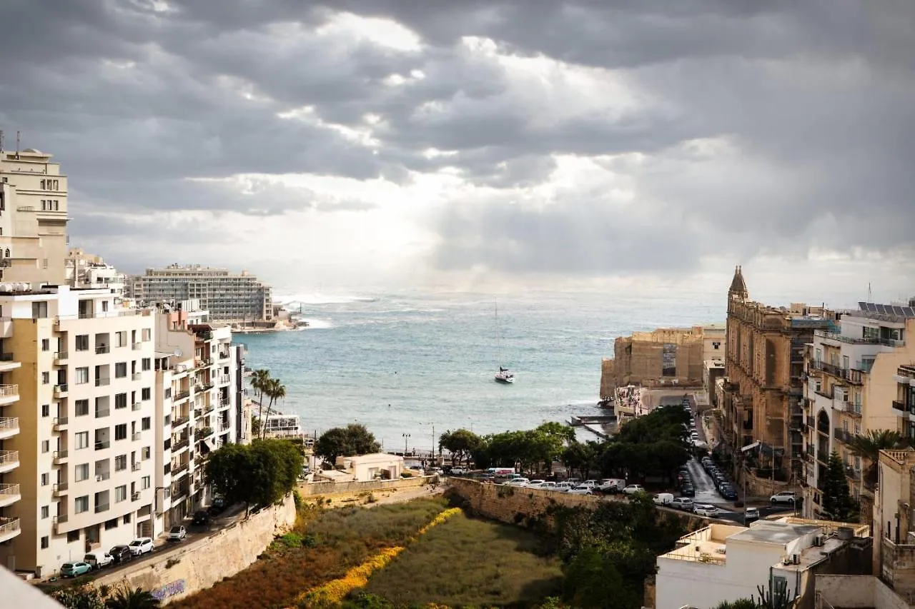 Entire Luxury Sliema Townhouse Steps From Beach Malta